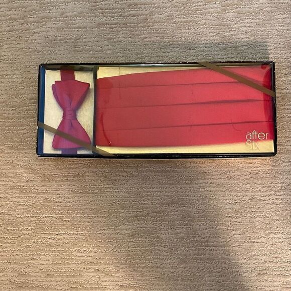 Mens After Six Red Bow Tie and Cumberbund, Size S/M - Picture 1 of 5